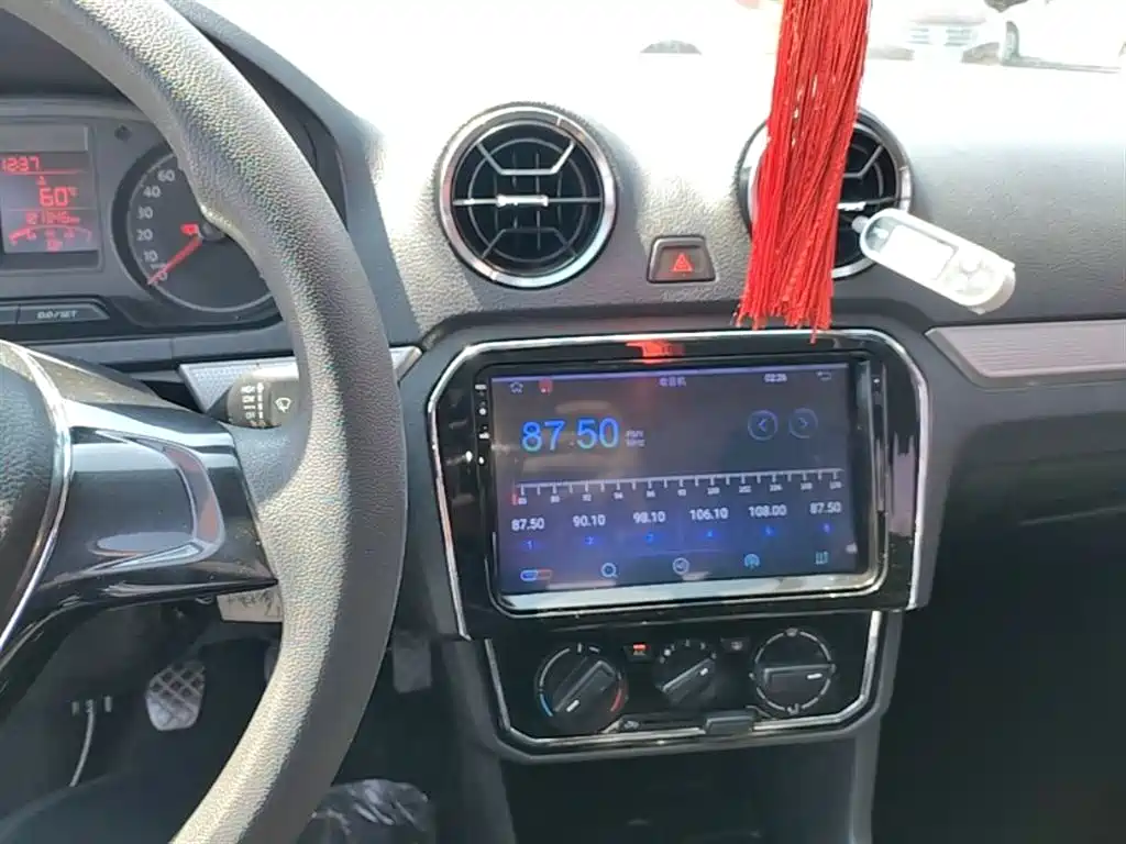 Volkswagen Jetta 2017 1.5L Manual Comfort фото 13