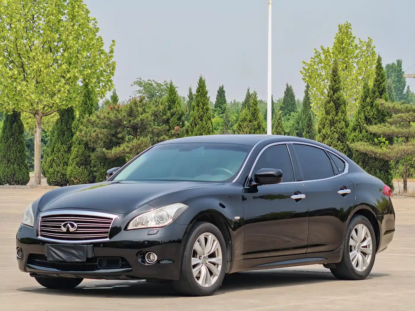 Infiniti M Series 2012 2011 M37