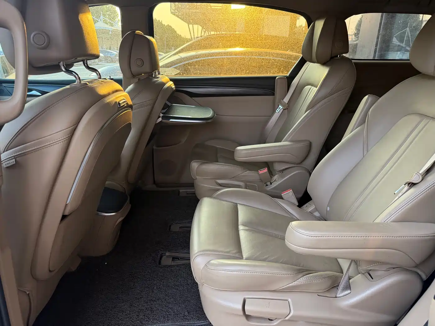 Buick GL8 2021 ES Landlord 653T Premium фото 5