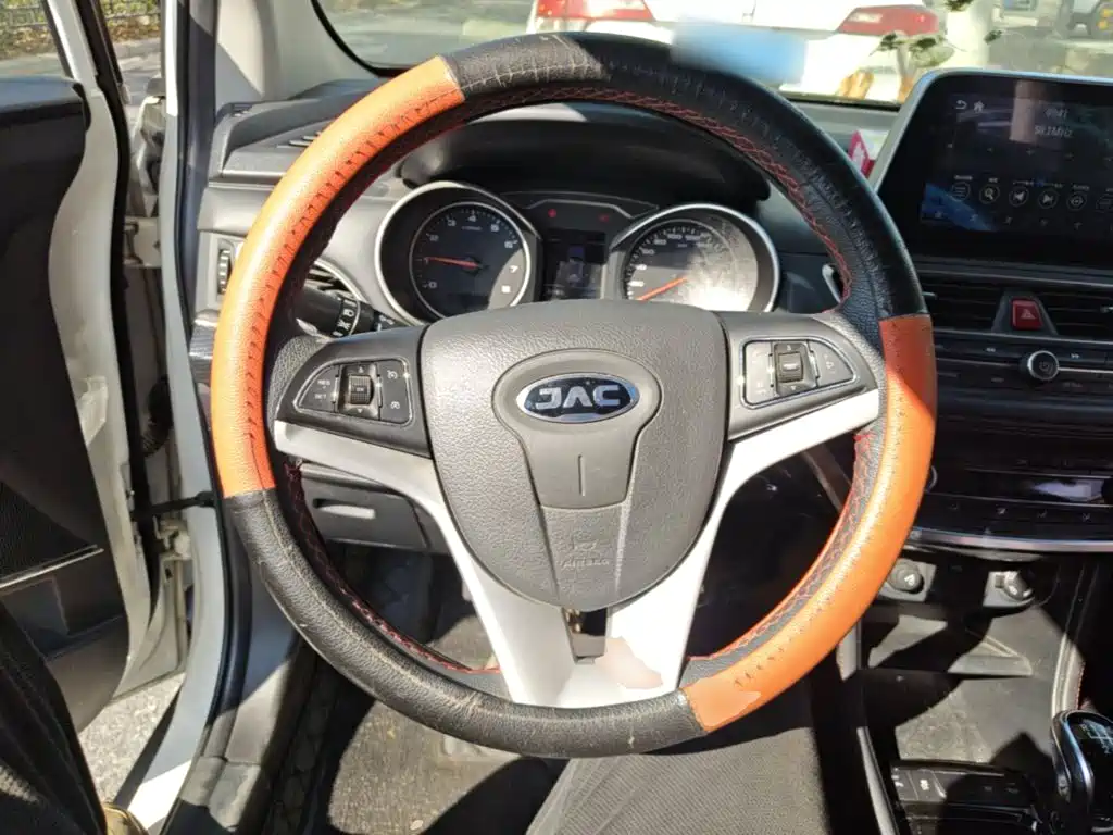 JAC Refine S3 2017 2017 1.5L Manual Luxury Smart