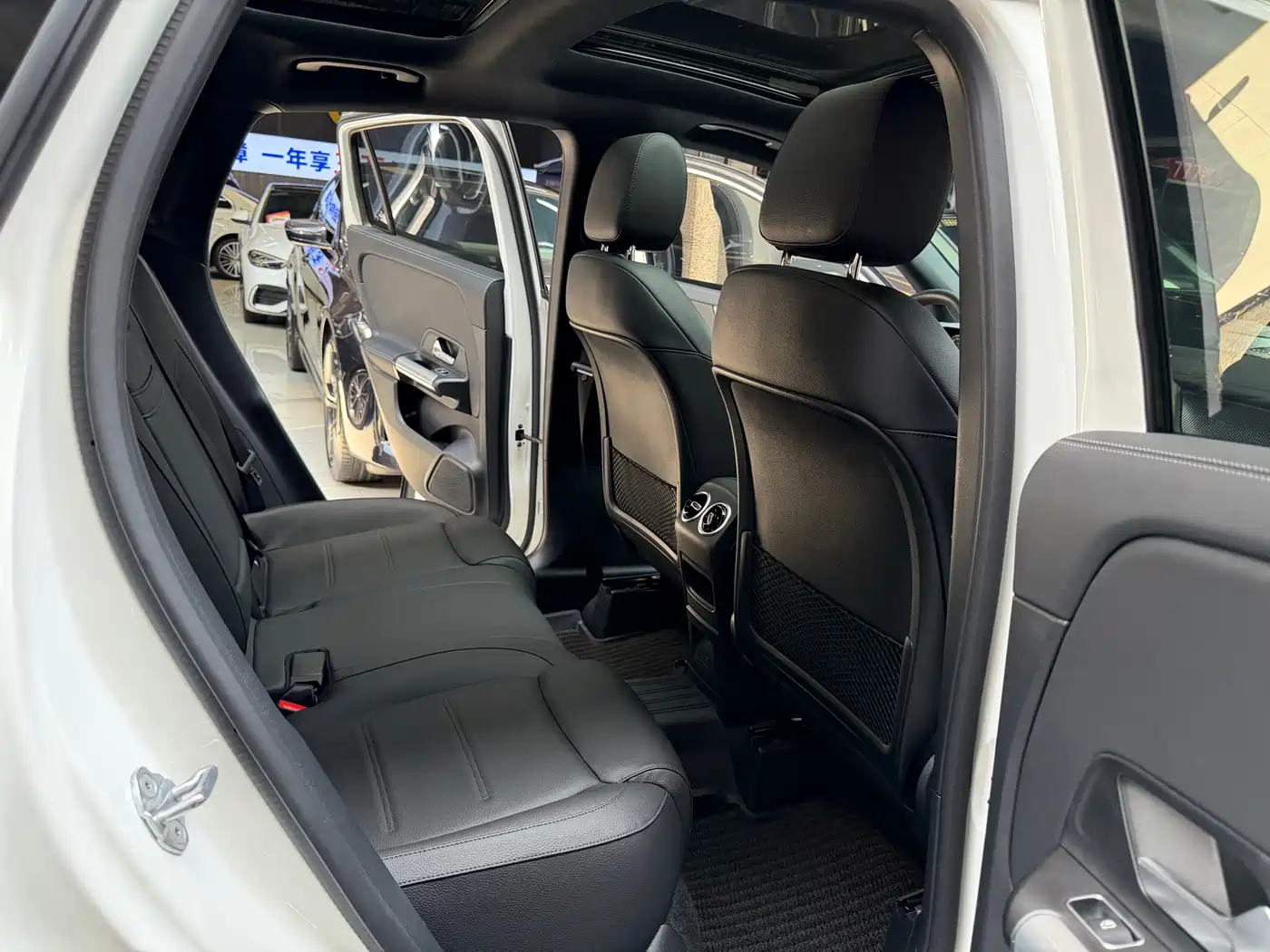 Mercedes-Benz GLA 2023 2023 GLA 220
