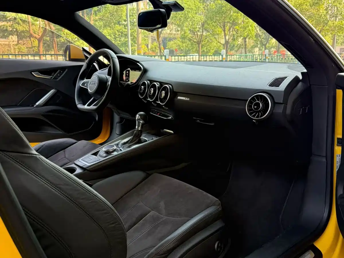 Audi TT 2016 2015 TT Coupe 45 TFSI