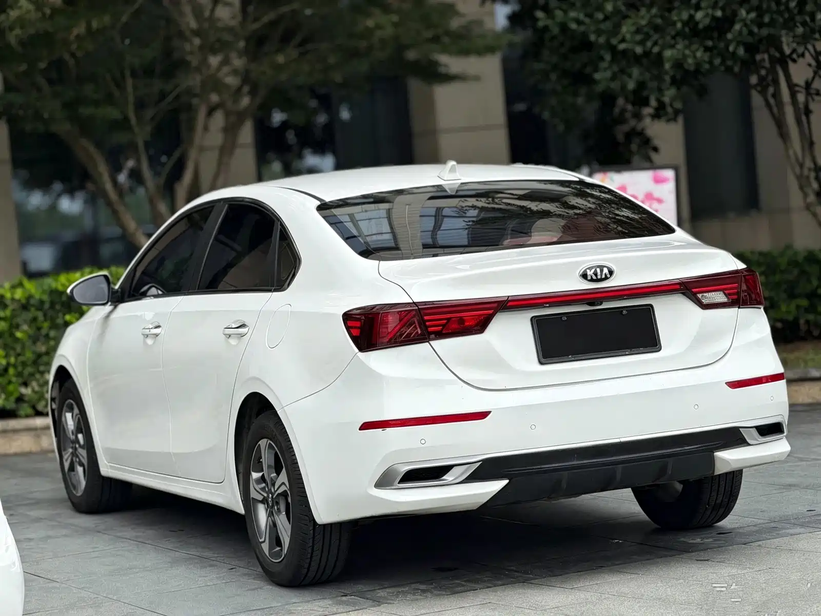 Фото 10 - Kia K3