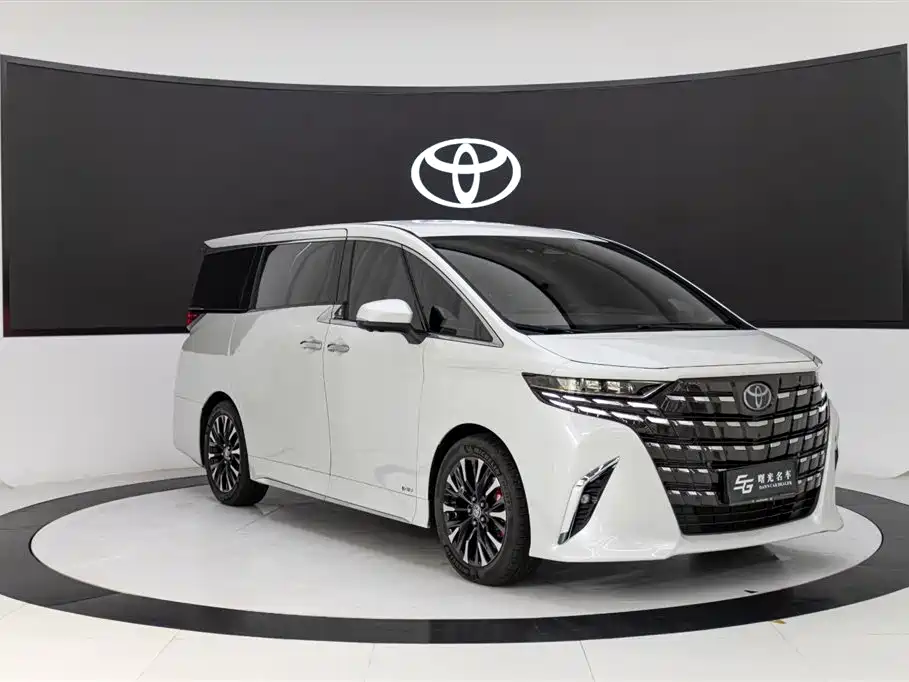 Toyota Alphard 2024 Hybrid 2.5L Ultimate Enjoyment Edition фото 3