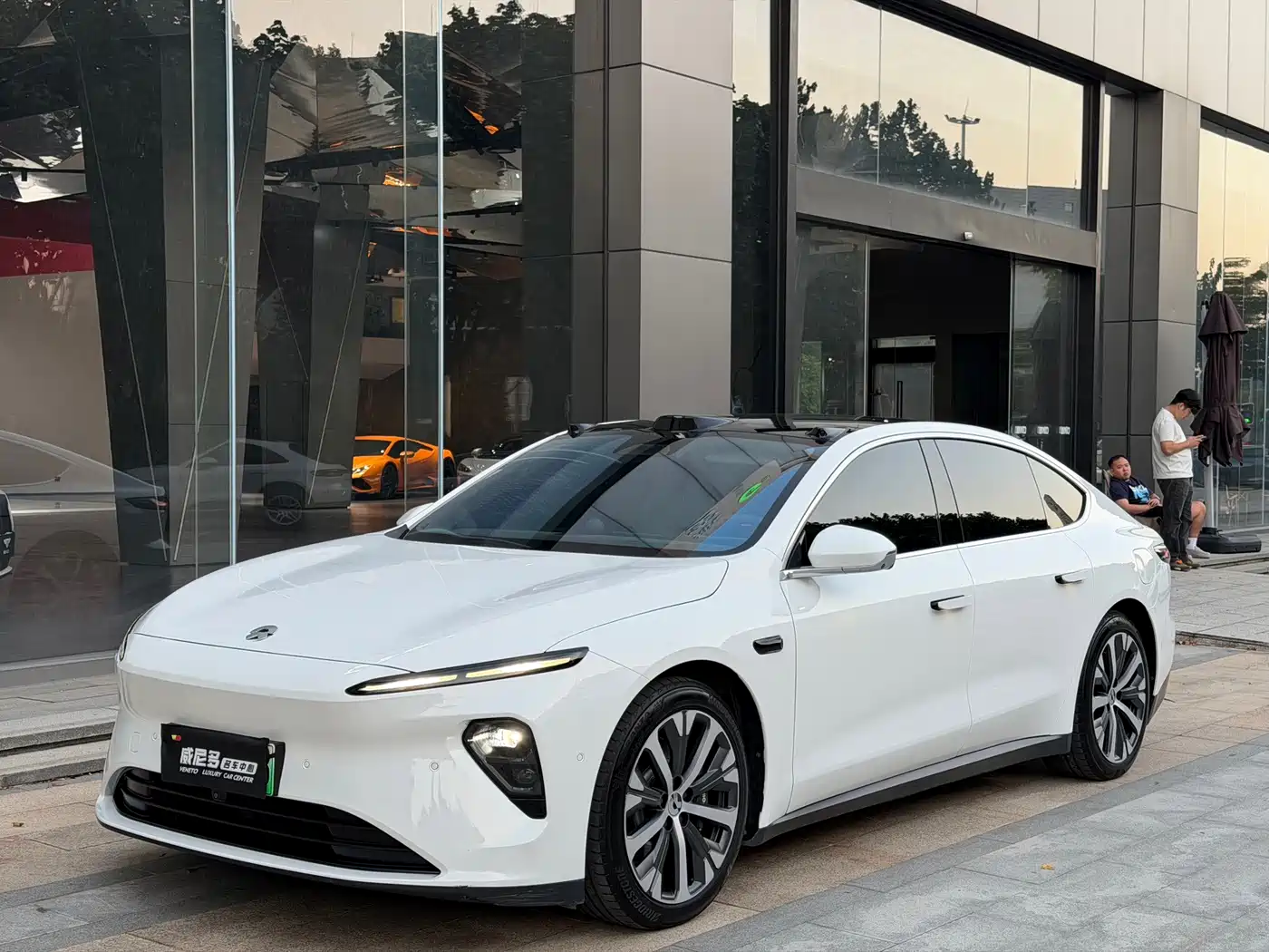 NIO NIO ET7 2024 75kWh Executive Edition