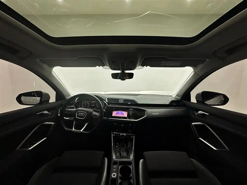 Audi Q3 2022 35 TFSI Fashion Dynamic фото 10