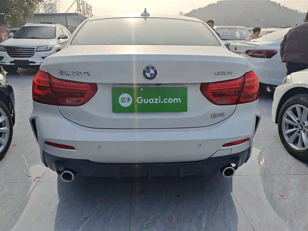 BMW 1 Series 2020 Model 120i M Sport Package фото 3