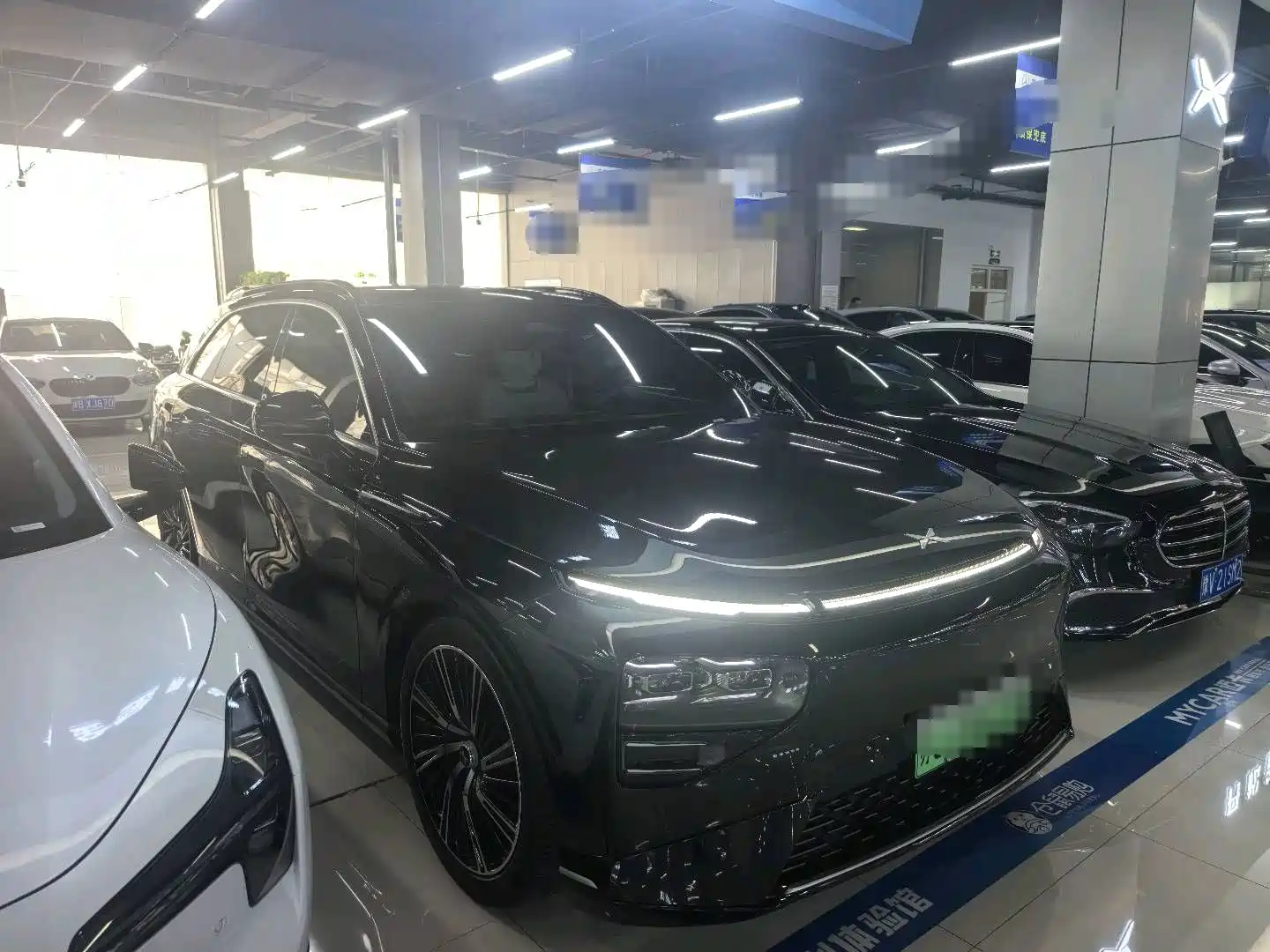Фото 3 - XPeng G9
