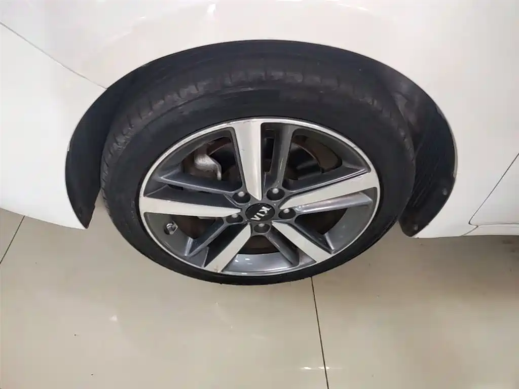 Kia K3 2017 1.6L Automatic 15th Anniversary Special GLS фото 23