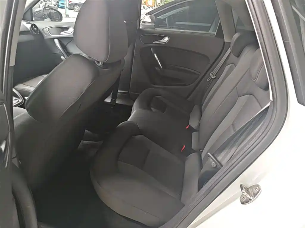 Audi A1 2016 30 TFSI Sportback Design Style Edition фото 17