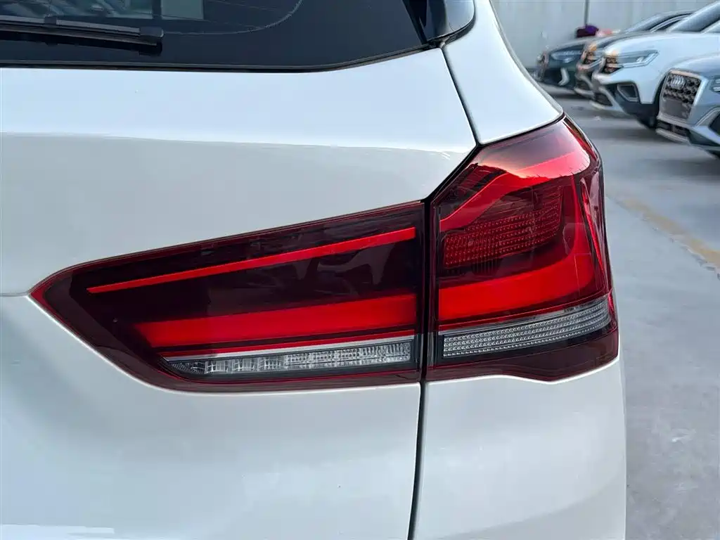 BMW X1 2021 sDrive20Li Exclusive фото 9