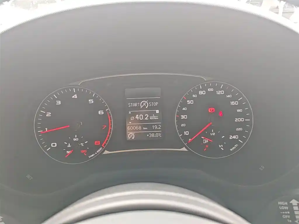 Audi A1 2016 30 TFSI Sportback Design Style Edition фото 12