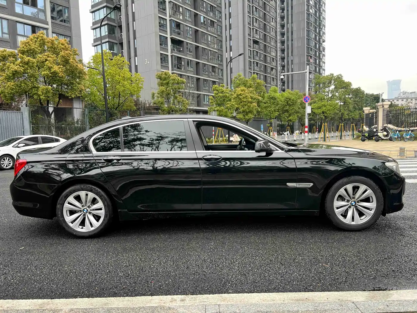 BMW 7 Series 2011 2011 730Li Elegance