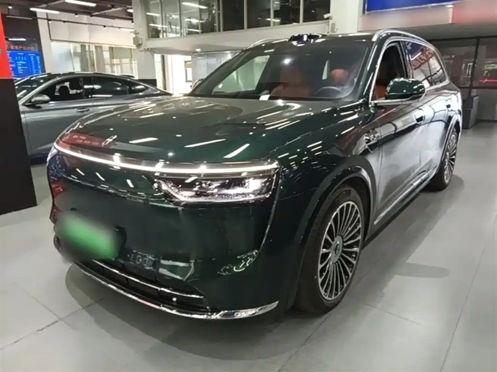 AITO Wenjie AITO M8 2025 Extended Range Ultra 53.4kWh 6-Seater фото 2