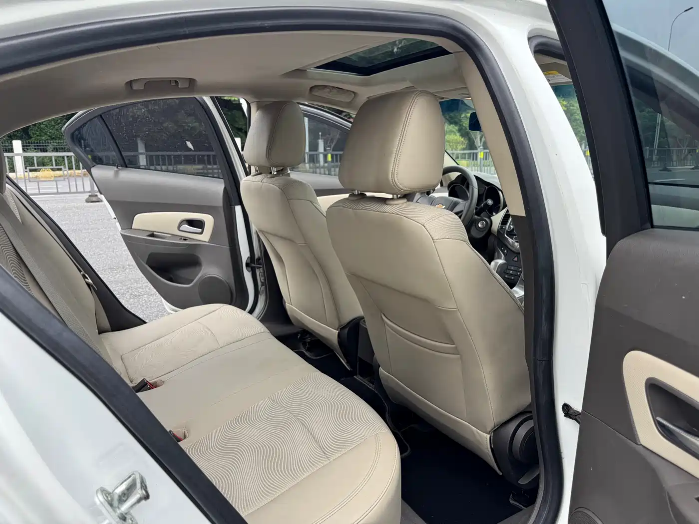 Chevrolet Cruze 2015 1.5L Classic SE AT фото 7