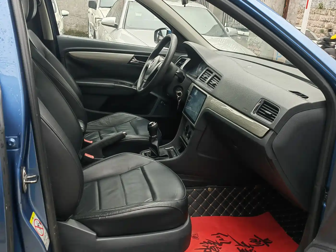 Volkswagen Lavida 2013 1.4TSI Manual Luxury Edition фото 10