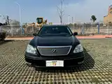Фото 2 - Lexus LS