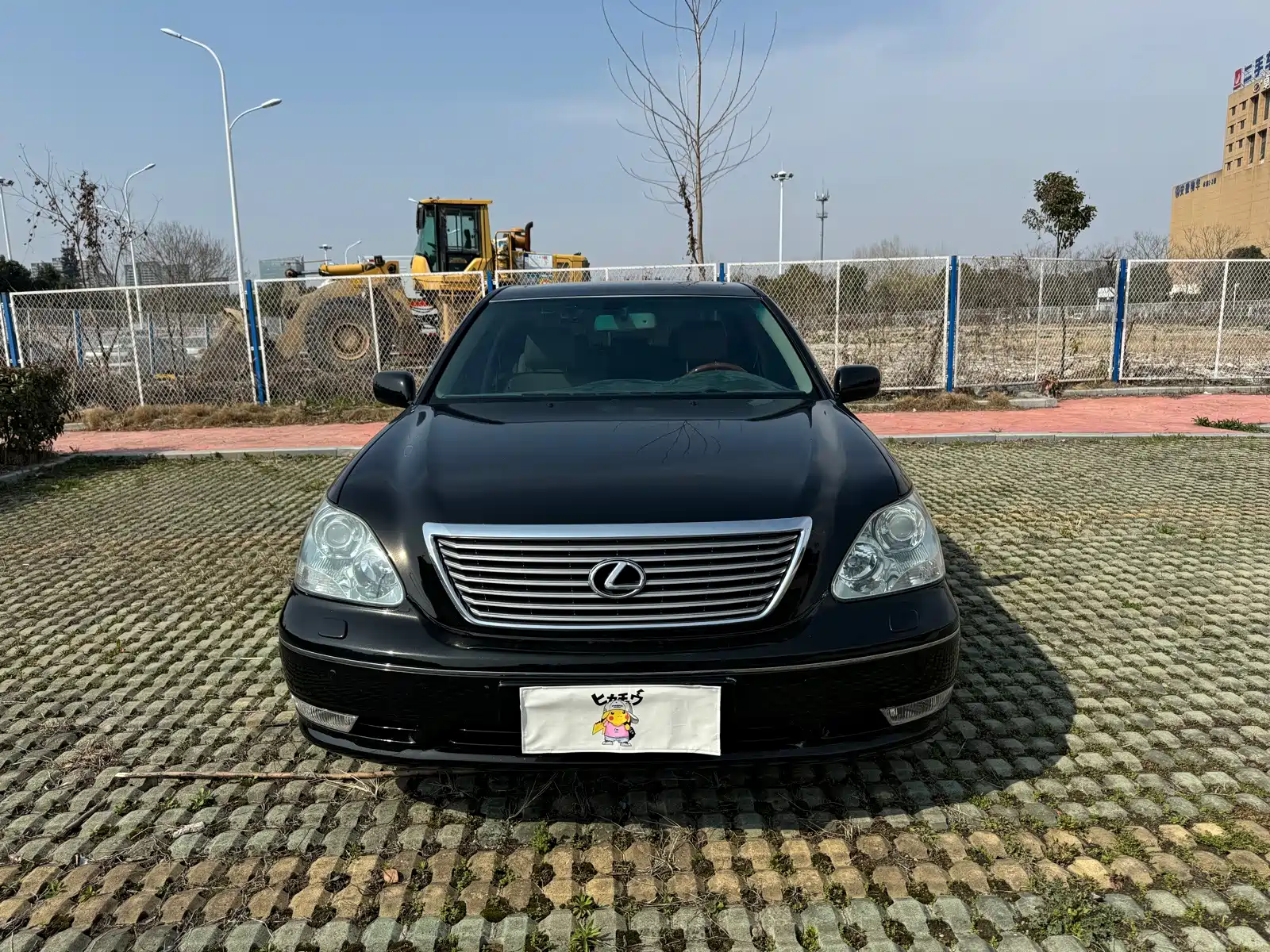 Фото 2 - Lexus LS