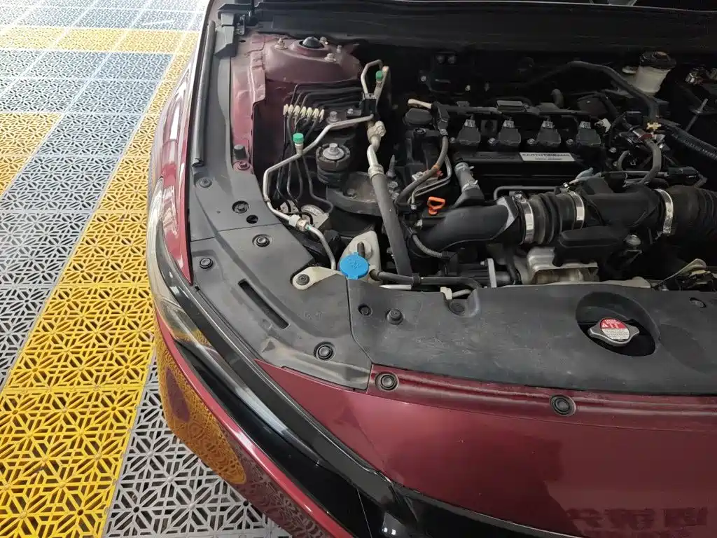Фото 20 - Honda Accord
