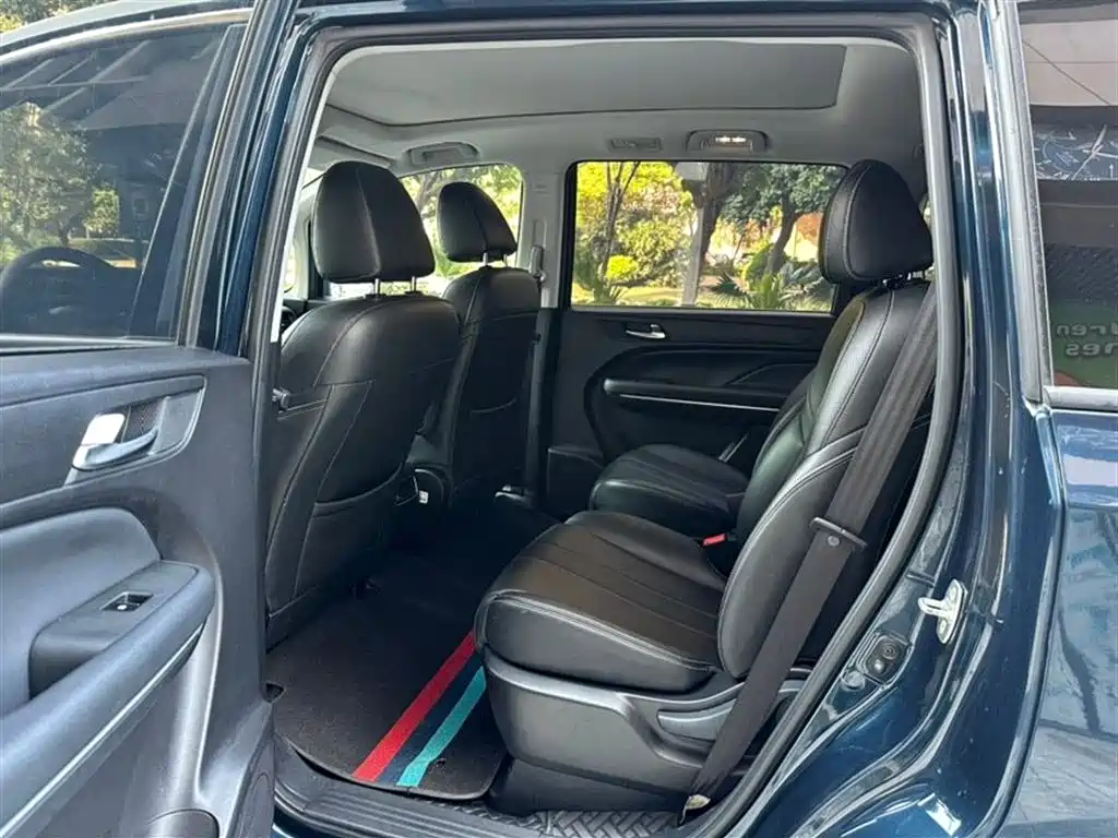 GAC Trumpchi Trumpchi M6 2021 270T DCT Premium Edition (7-seater) фото 6
