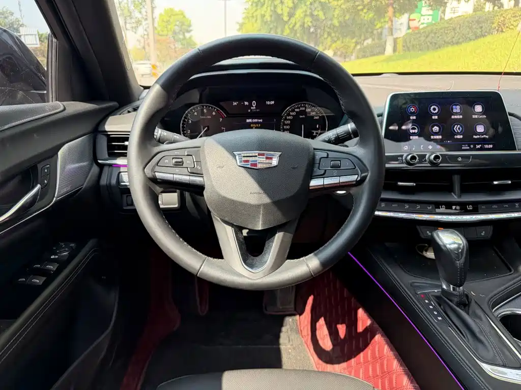 Cadillac CT4 2022 2022 28T Luxury Model