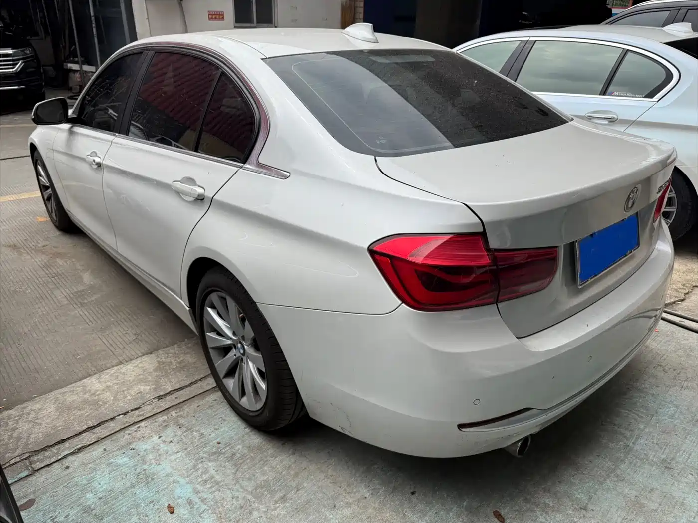 BMW 3 Series 2017 318Li Fashion фото 11