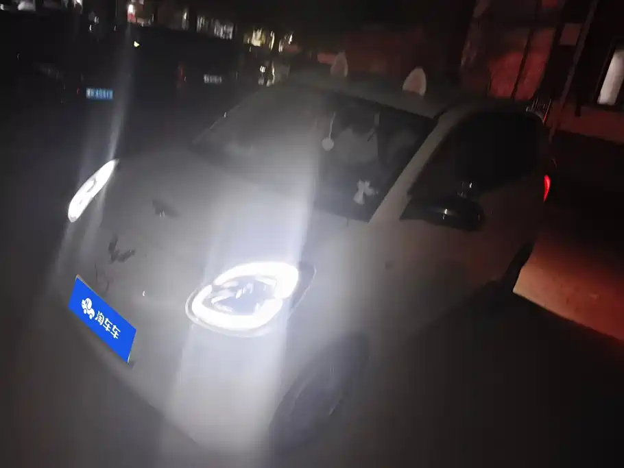 Wuling Motors Hongguang MINIEV 2025 4-Door Advanced