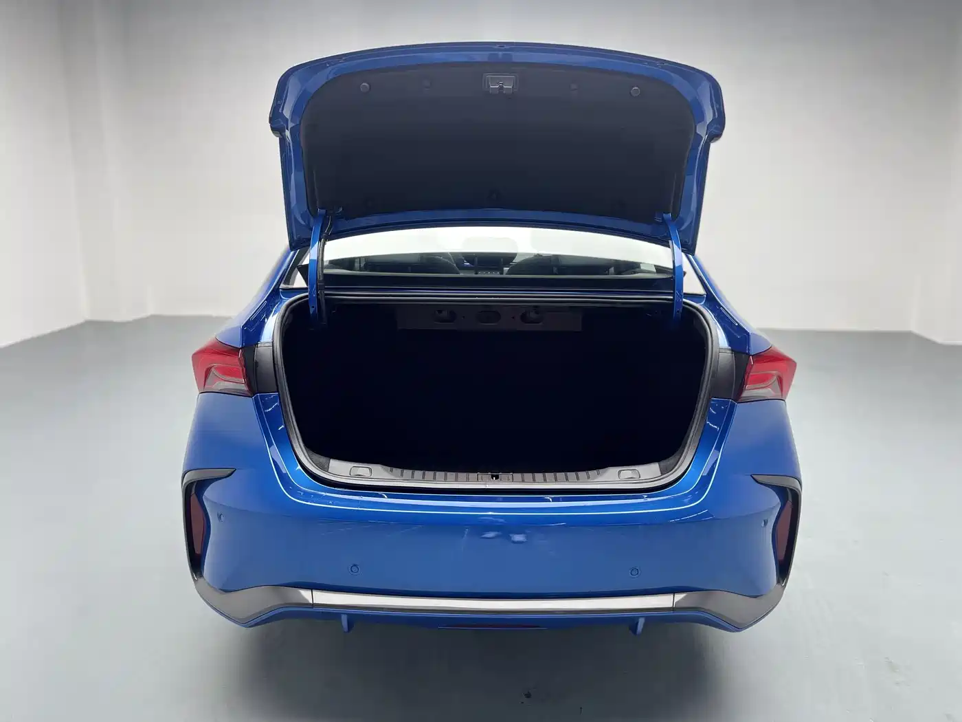 Buick Verano 2023 Pro GS Gale Edition фото 14