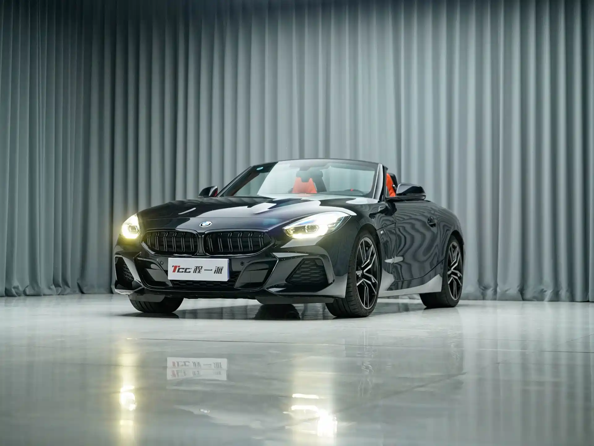 Photo 2 - BMW Z4
