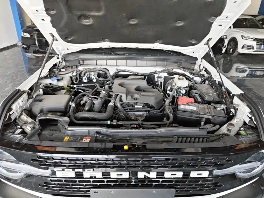 Ford Bronco 2026 2024 2.3T Badlands