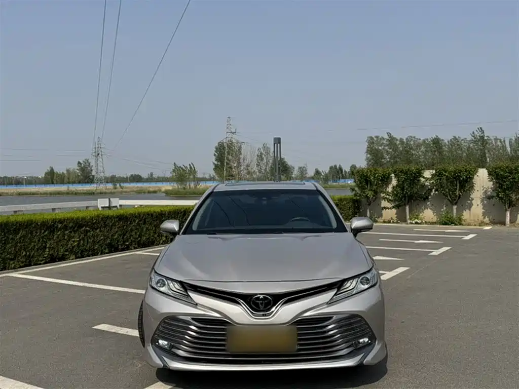 Toyota Camry 2019 2.0G Luxury Edition China VI фото 4