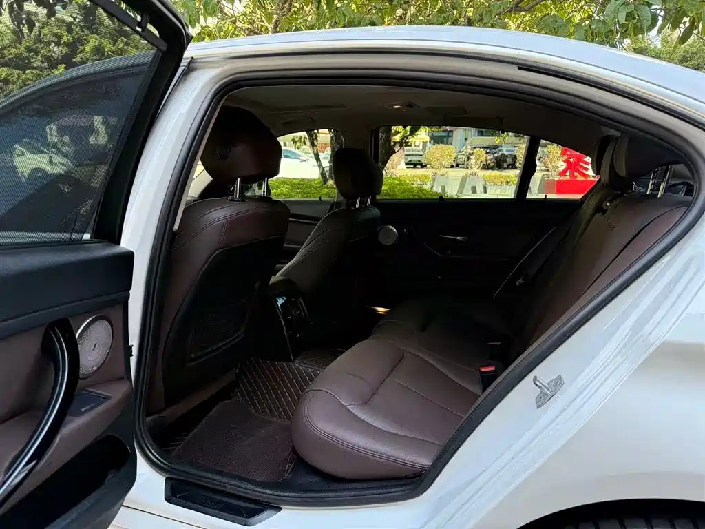 BMW 3 Series 2018 320Li Fashion Style фото 10