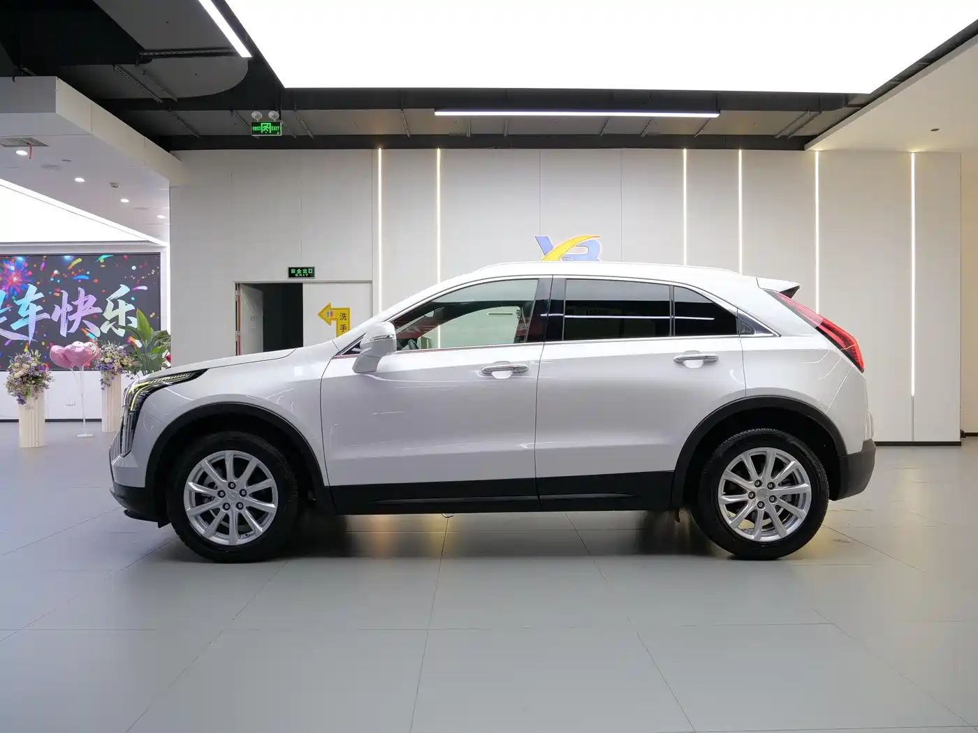 Cadillac XT4 2018 Model 28T 2WD Technology фото 7