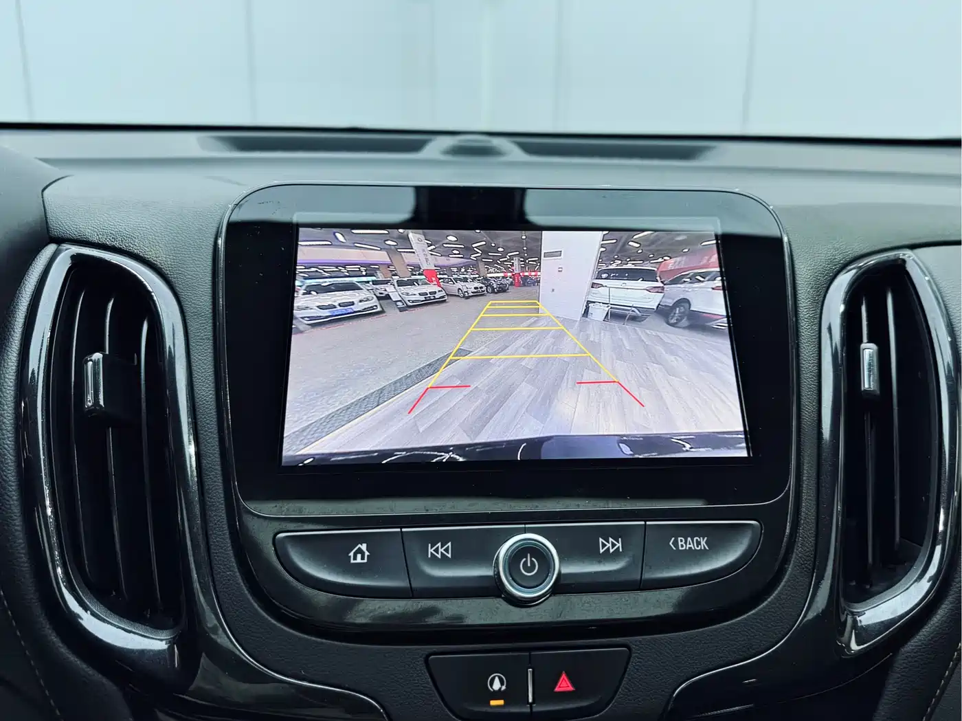 Chevrolet Equinox 2021 535T Yujie Edition фото 14