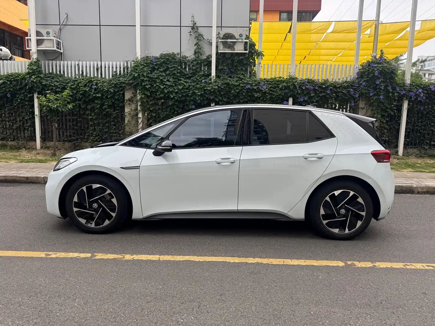 Volkswagen ID.3 2023 Upgraded Pure Intelligence Edition фото 6