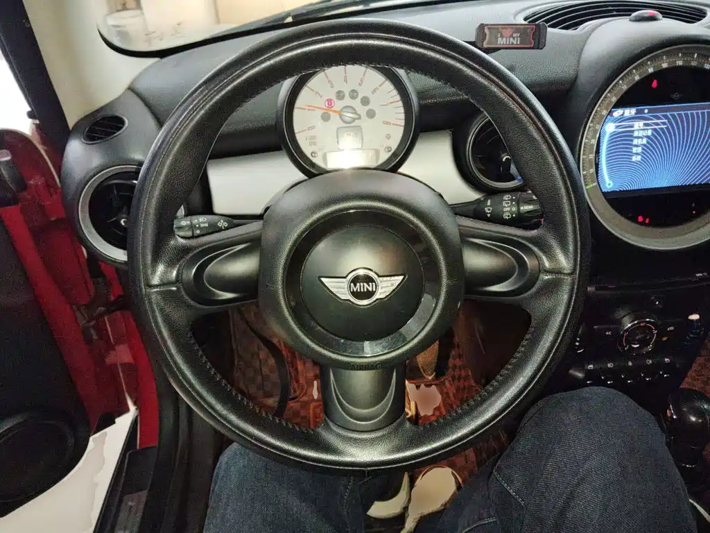 MINI CLUBMAN 2014 2011 1.6L ONE