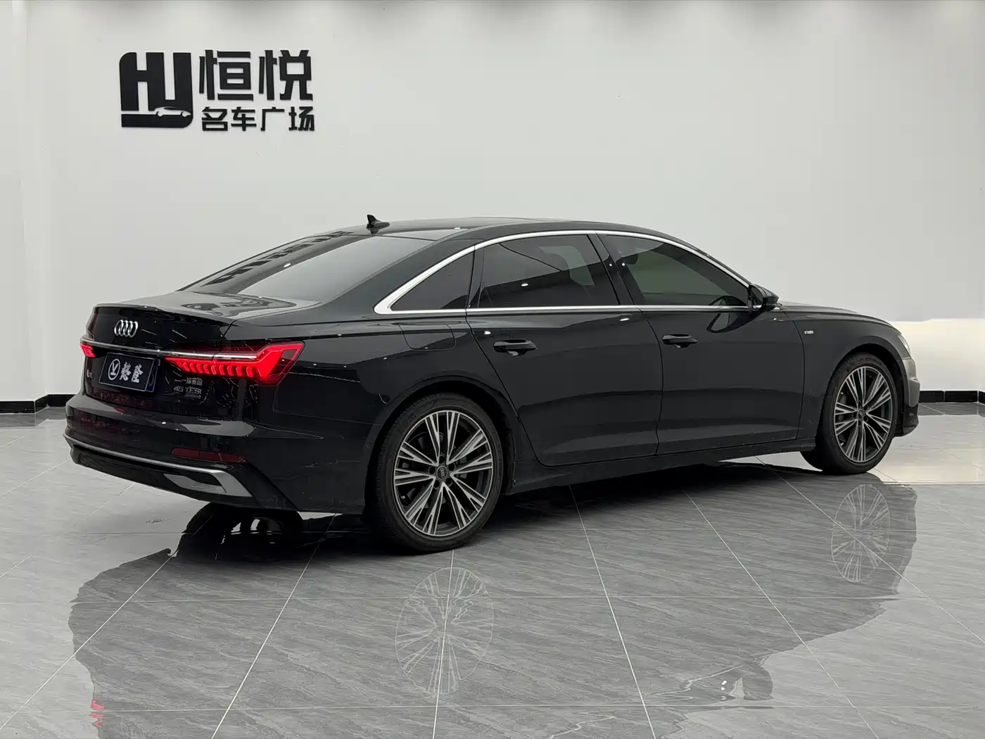 Audi A6L 2023 Facelift 45 TFSI quattro Exclusive Dynamic фото 3