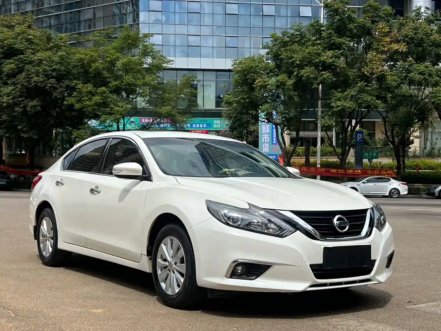 Photo 3 - Nissan Teana