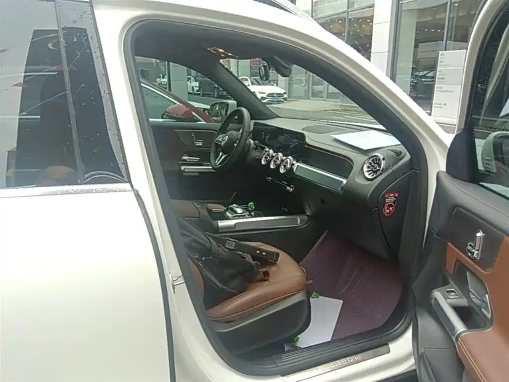 Mercedes-Benz GLB 2022 GLB 220 Dynamic фото 25