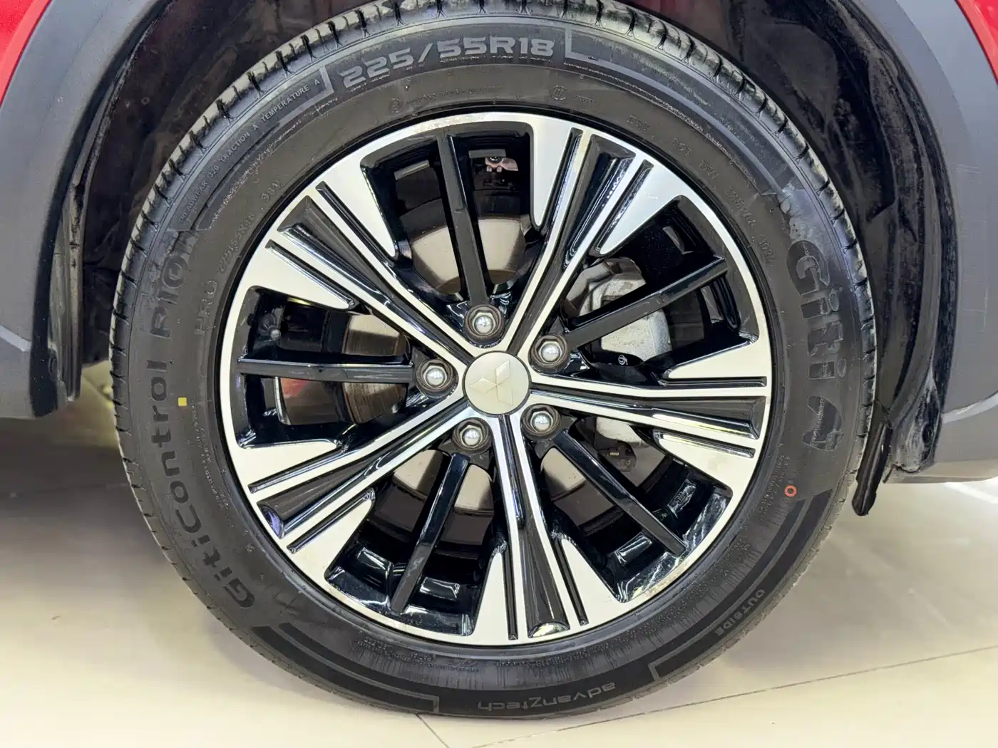 Mitsubishi Eclipse Cross 2018 1.5T CVT AWD True Self Edition фото 25