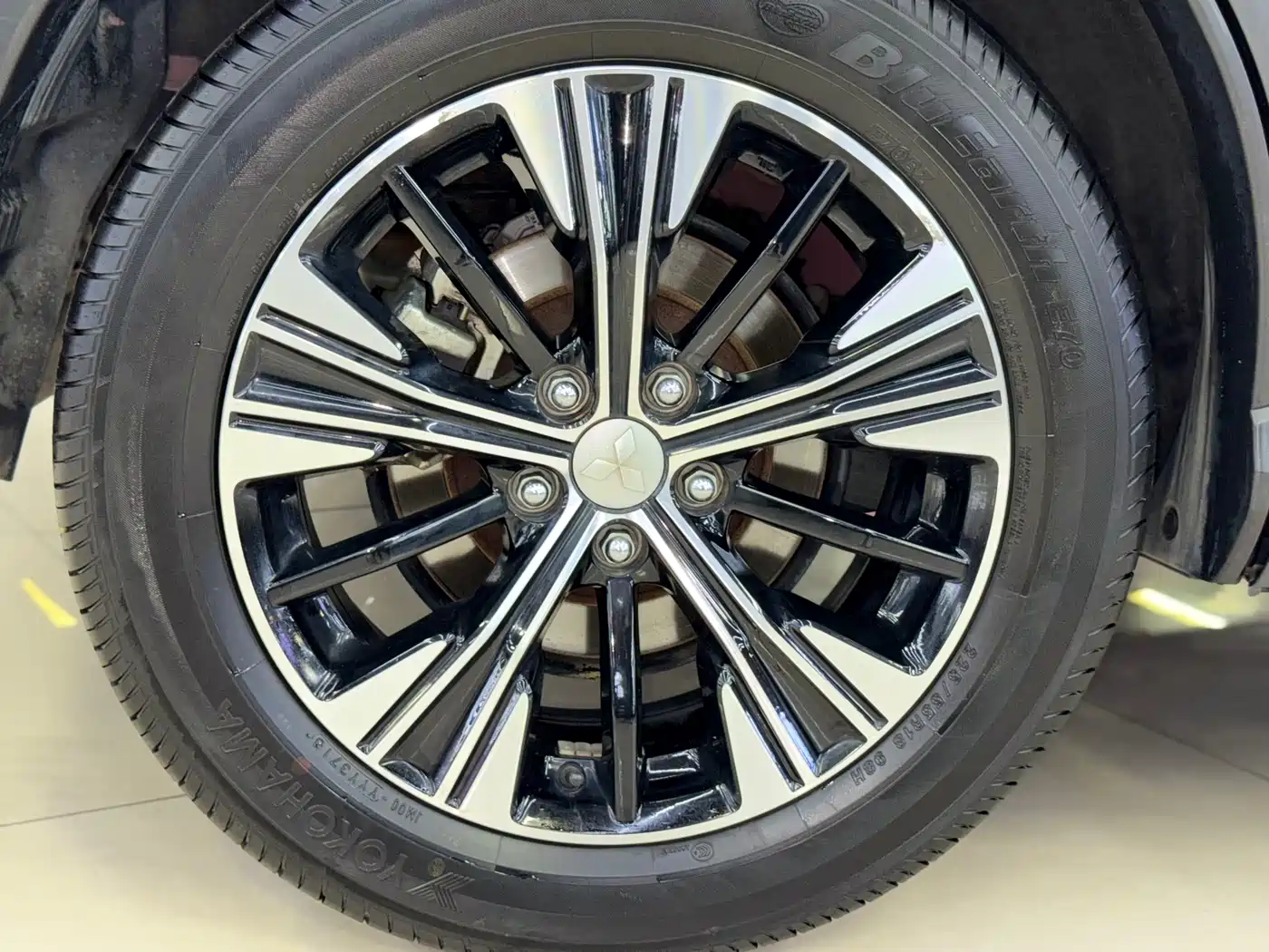 Mitsubishi Eclipse Cross 2018 1.5T CVT AWD True Self Edition фото 24