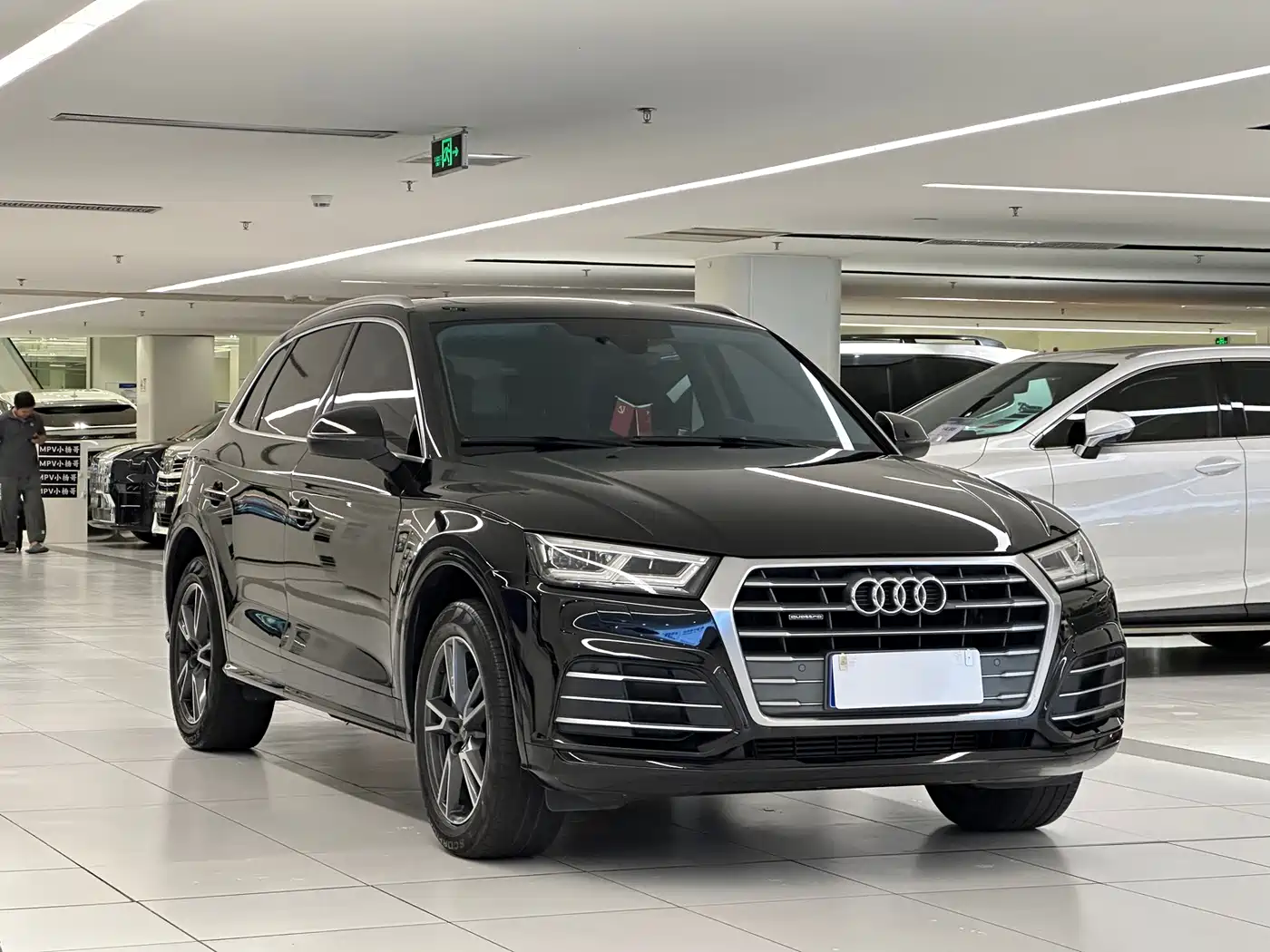 Фото 3 - Audi Q5L