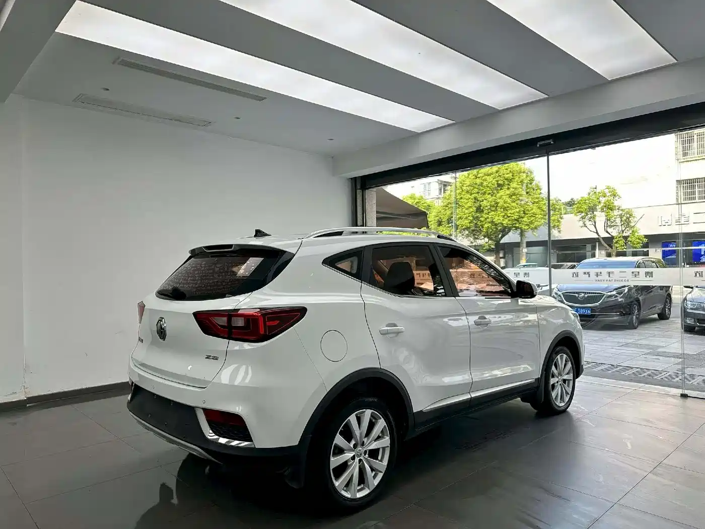 MG ZS 2017 2017 1.5L Manual Luxury Edition