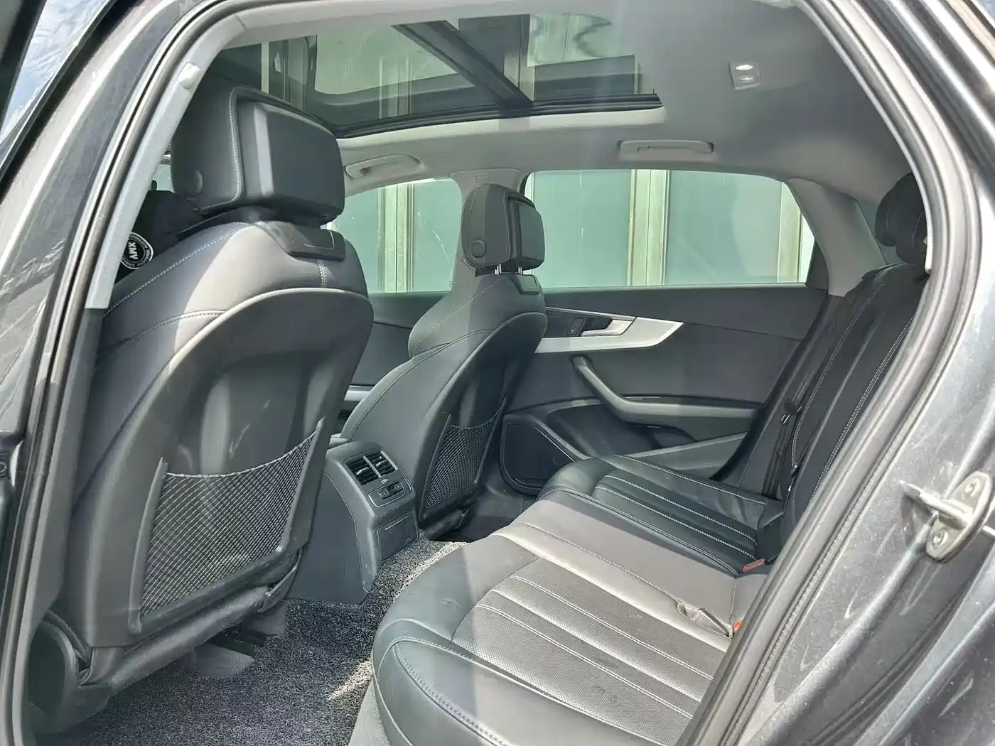 Audi A4L 2020 40 TFSI quattro Luxury Dynamic фото 9