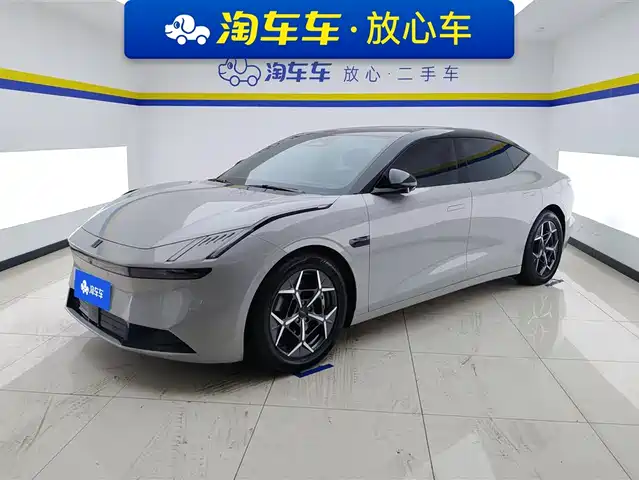  Lynk & Co Lynk & Co Z10 2025 95kWh 766km RWD Max