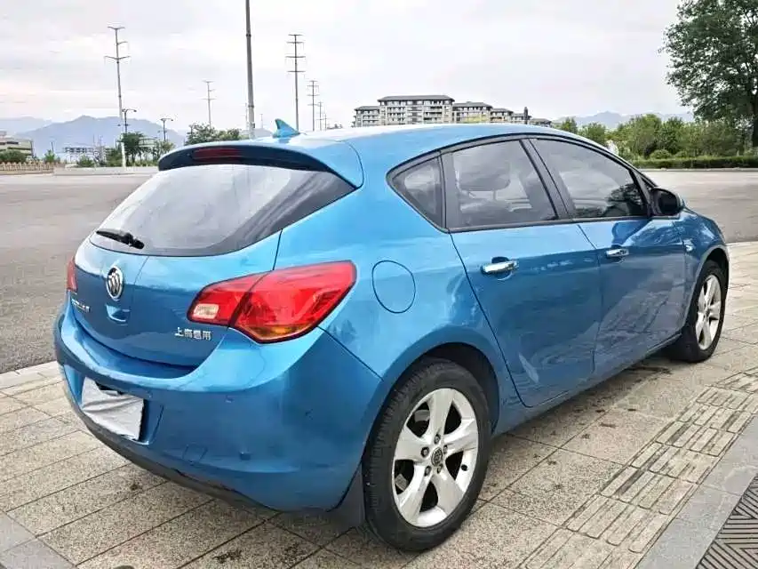 Фото 9 - Buick Excelle