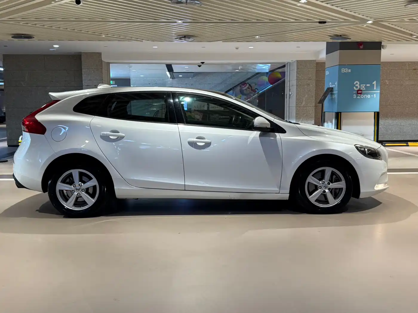 Volvo V40 2017 2017 Cross Country T5 AWD Inscription