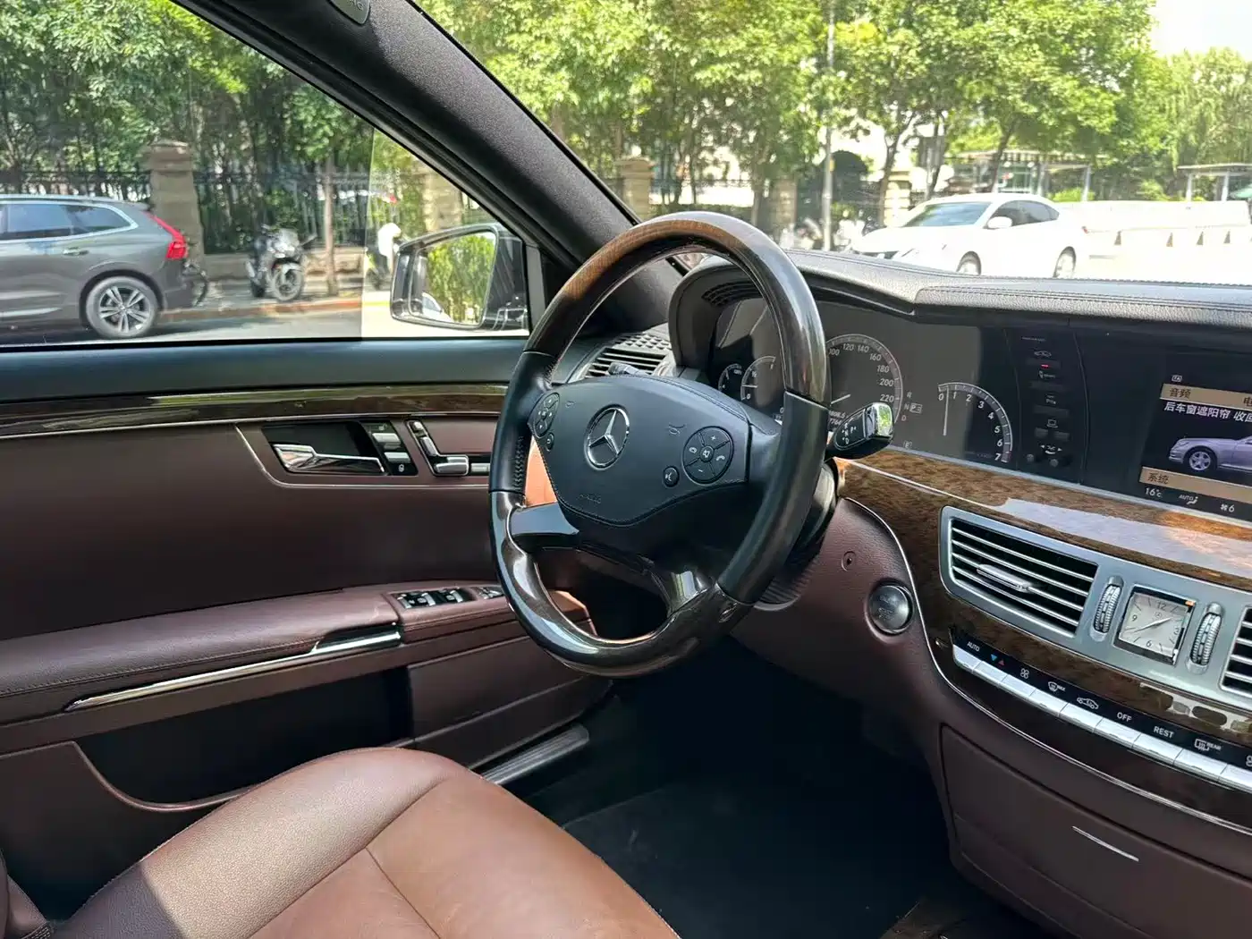 Mercedes-Benz S-Class 2012 S 300 L Business Grand Edition фото 15