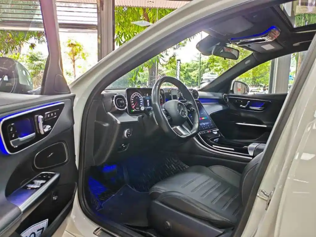 Фото 4 - Mercedes-Benz C-Class