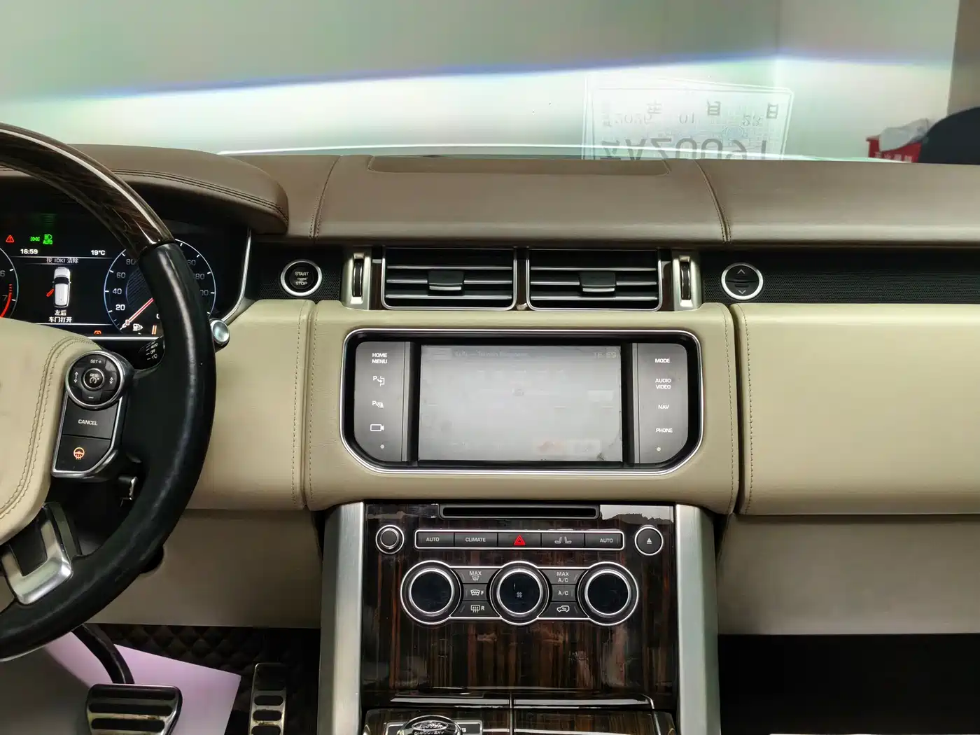 Land Rover Range Rover 2013 5.0 SC V8 AB Ultimate Genesis Edition фото 18